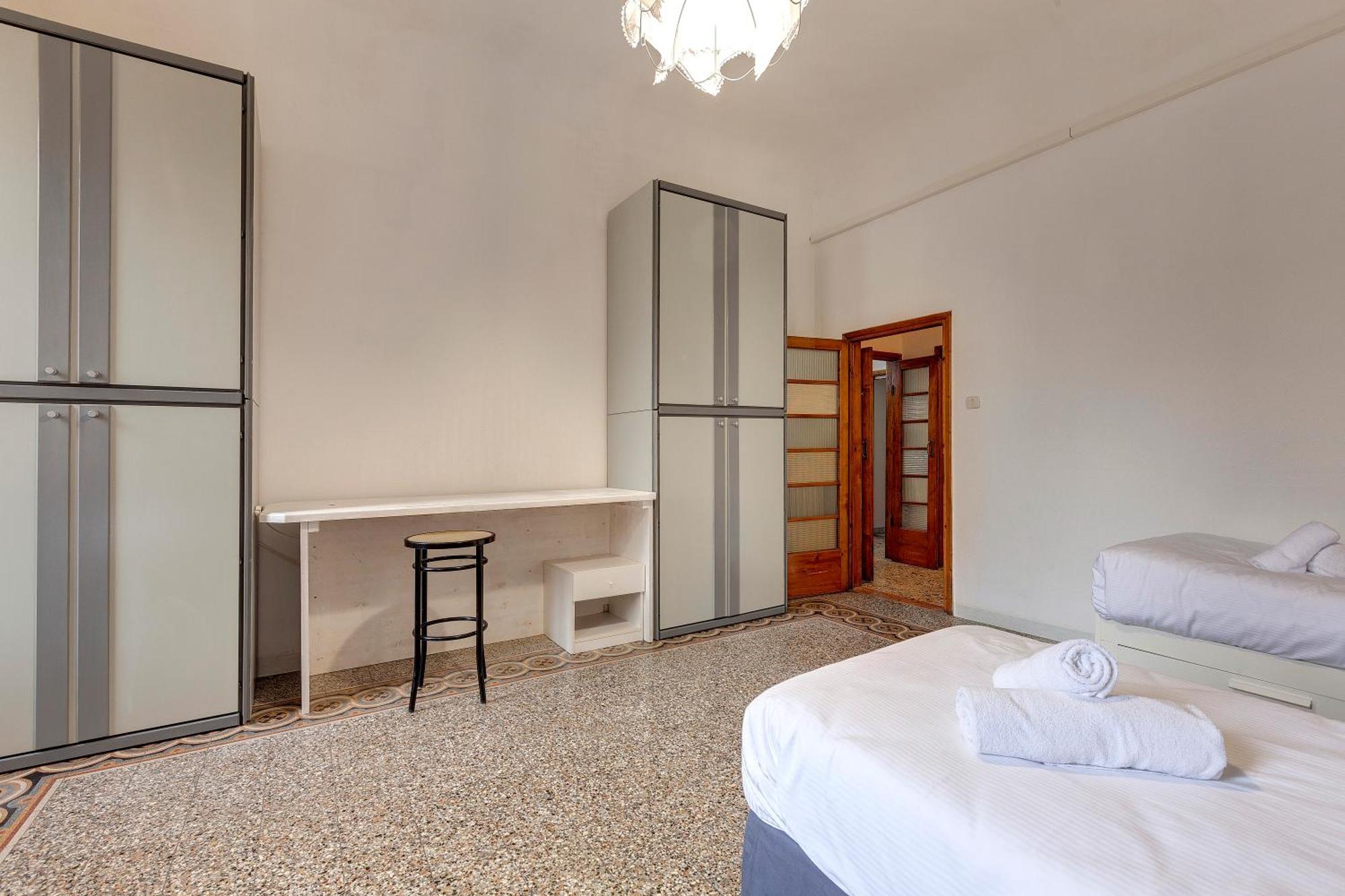 Appartement Faenza 64 *